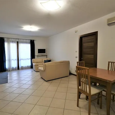Apartment Ampio 2 Vista Via Bafile *